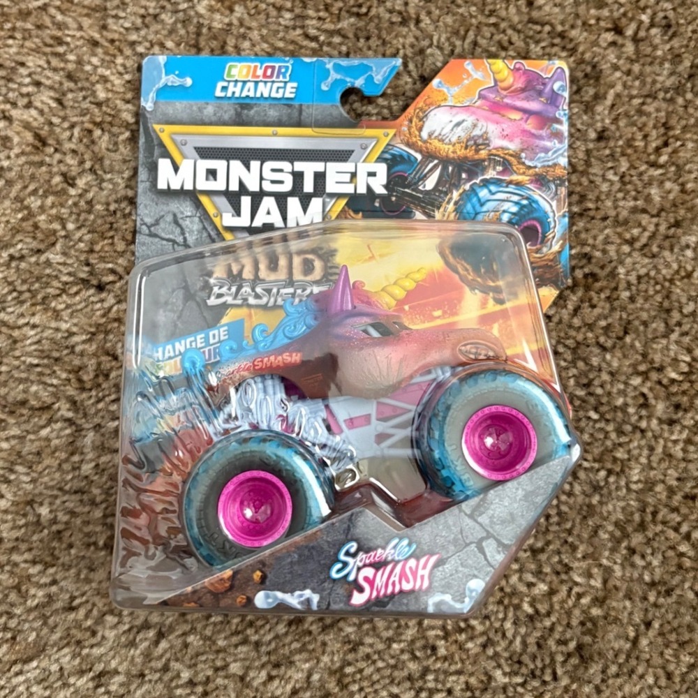 Monster Jam Mud Blasters Sparkle Smash Color Change 1:64 Scale Die-Cast Truck